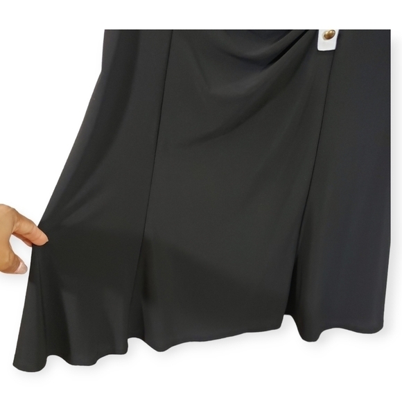 EVAN Picone Dress - Picture 5 of 11